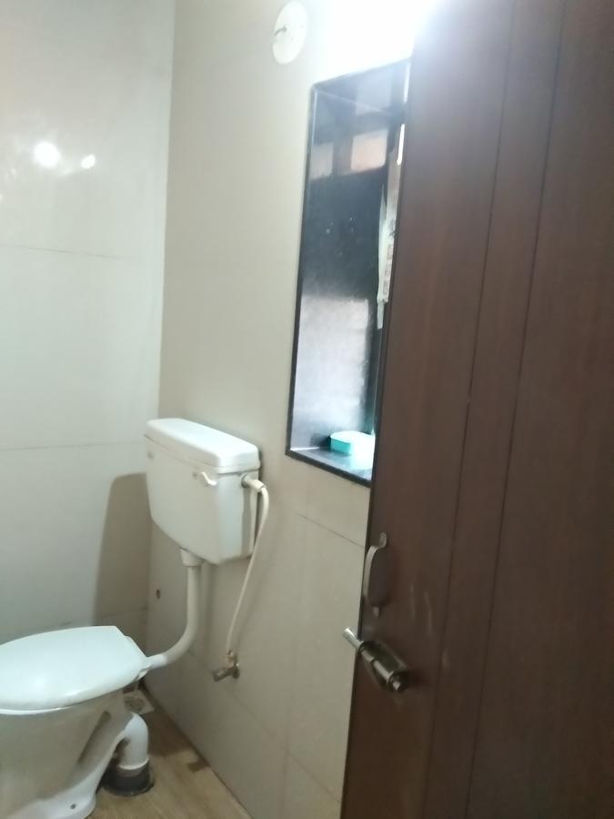 בלארי Iroomz Dwaraka Residency מראה חיצוני תמונה