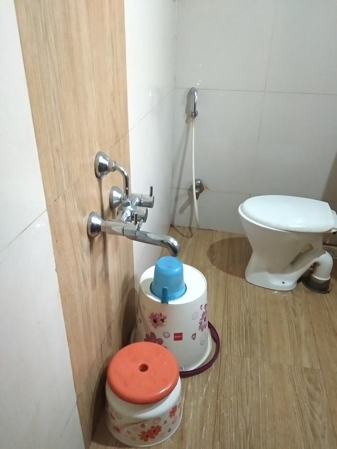 בלארי Iroomz Dwaraka Residency מראה חיצוני תמונה